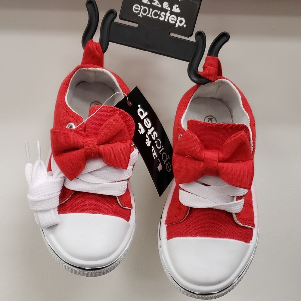 Red & White Bow Sneakers for Babies & Toddlers